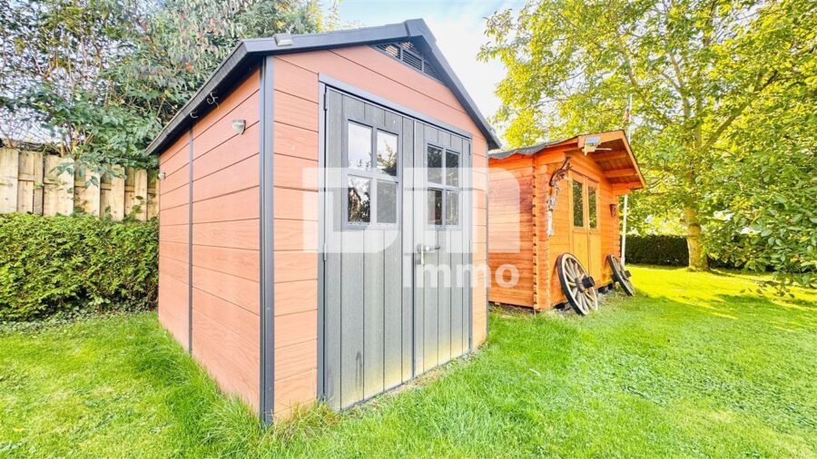 Modernes Ein-/Zweifamilienhaus mit PV Anlage und großer Doppelgarage auf herrlichem Anwesen - 2x Gartenhaus / Gerätehaus